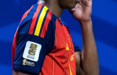 Le-ai văzut? Ce semnifică fiecare inserție specială de pe tricourile jucătorilor de la Campionatul Mondial