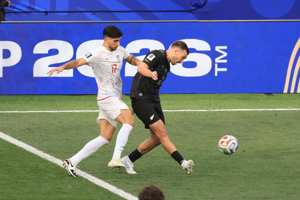 Fotbalistul devenit viral pe Instagram a debutat la CM 2026 » Cum au reacționat fanii veniți la Iran – Noua Zeelandă