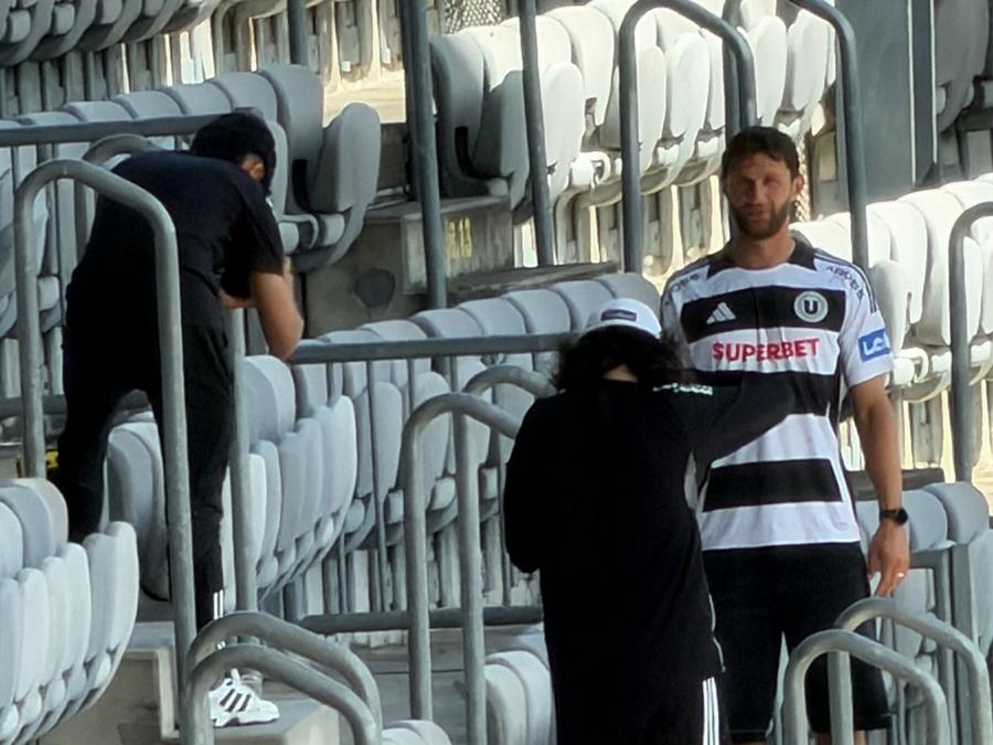 Alibek Aliev, de la CFR la U Cluj! / FOTO: sportpulse.ro Trădarea verii în Superliga! Făcut praf de Varga, Alibek Aliev s-a răzbunat și a semnat tocmai cu rivala! Primele imagini în noul echipament