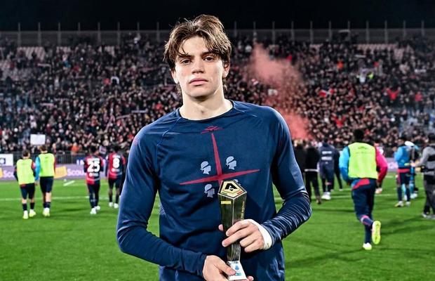 Chelsea îi dă planurile peste cap lui Cristi Chivu! Londonezii au intrat la negocieri cu fotbalistul pentru care Inter a pregătit o „ofertă istorică”