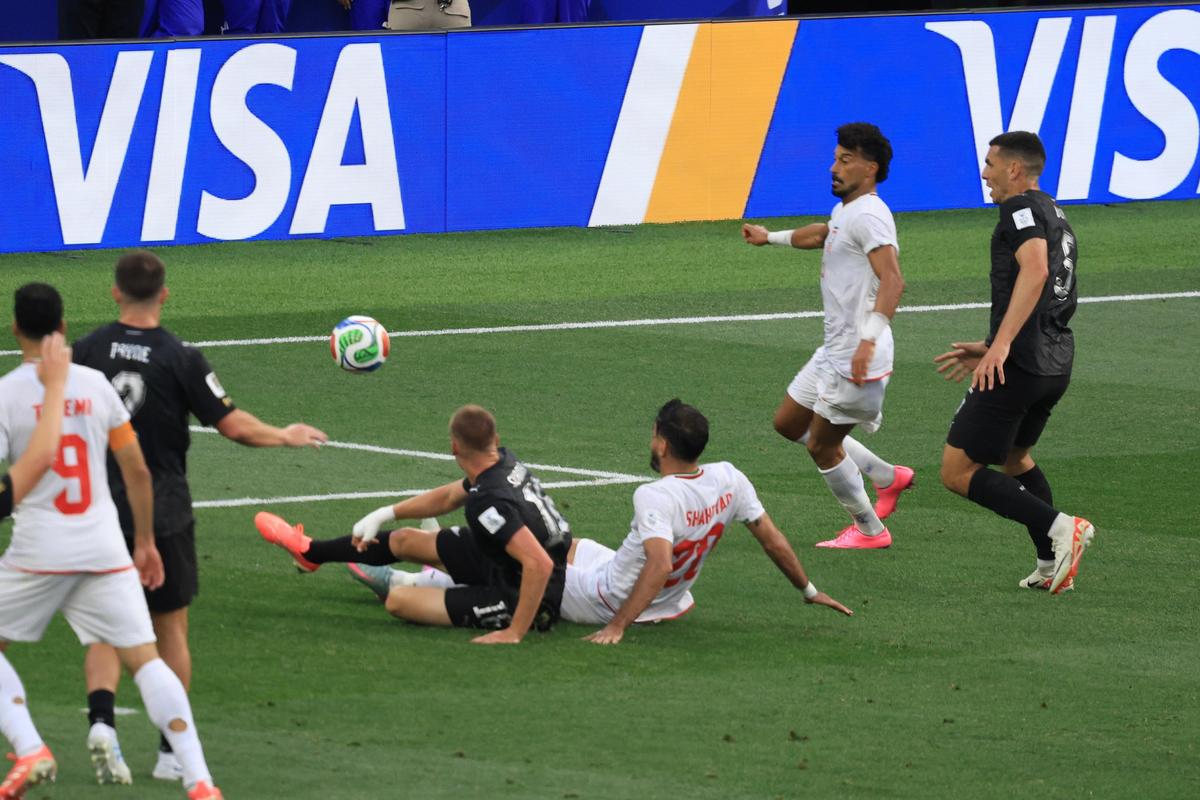 Fotbalistul devenit viral pe Instagram a debutat la CM 2026 » Cum au reacționat fanii veniți la Iran – Noua Zeelandă
