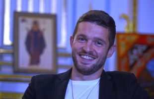 FCSB. Sergiu Buș, glumă rasistă în direct la TV: „Ești rom? Nu, doar mama și tata sunt”