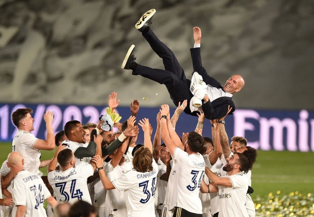 Zidane, după al 11-lea trofeu la Real Madrid: „Sunt mai fericit decât când am luat Liga Campionilor” » Courtois i-a taxat pe catalani