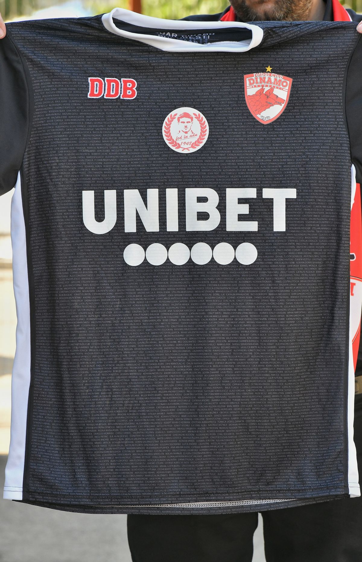 Prima conferință a lui Bonetti + prezentarea noilor echipamente ale lui Dinamo