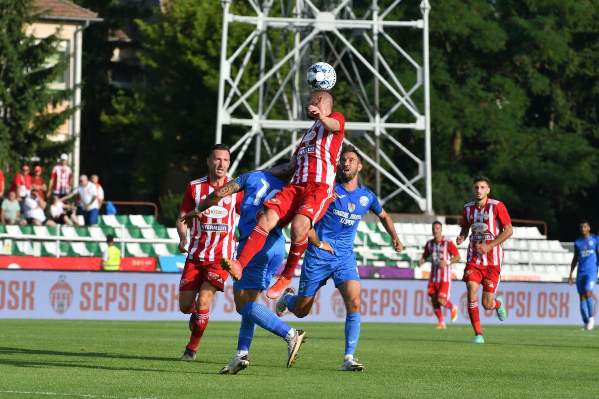 Ce dor ne-a fost! Fotbalul a revenit la viață în Liga 1: atmosferă ca înainte de pandemie la Sfântu Gheorghe