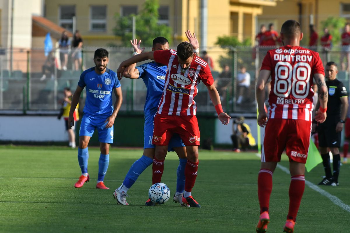 Ce dor ne-a fost! Fotbalul a revenit la viață în Liga 1: atmosferă ca înainte de pandemie la Sfântu Gheorghe