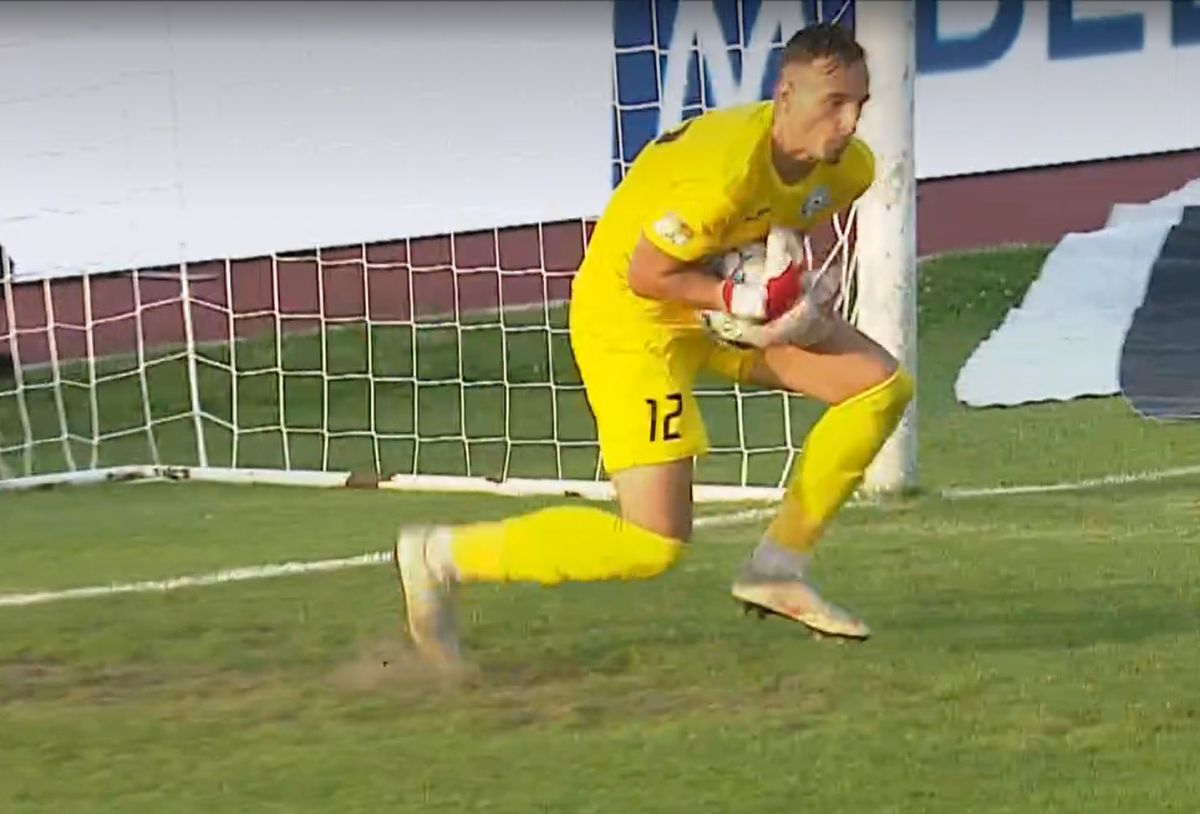 A prins-o. Sau nu! Gafa începutului de campionat » Cum s-a marcat în Sepsi - Clinceni