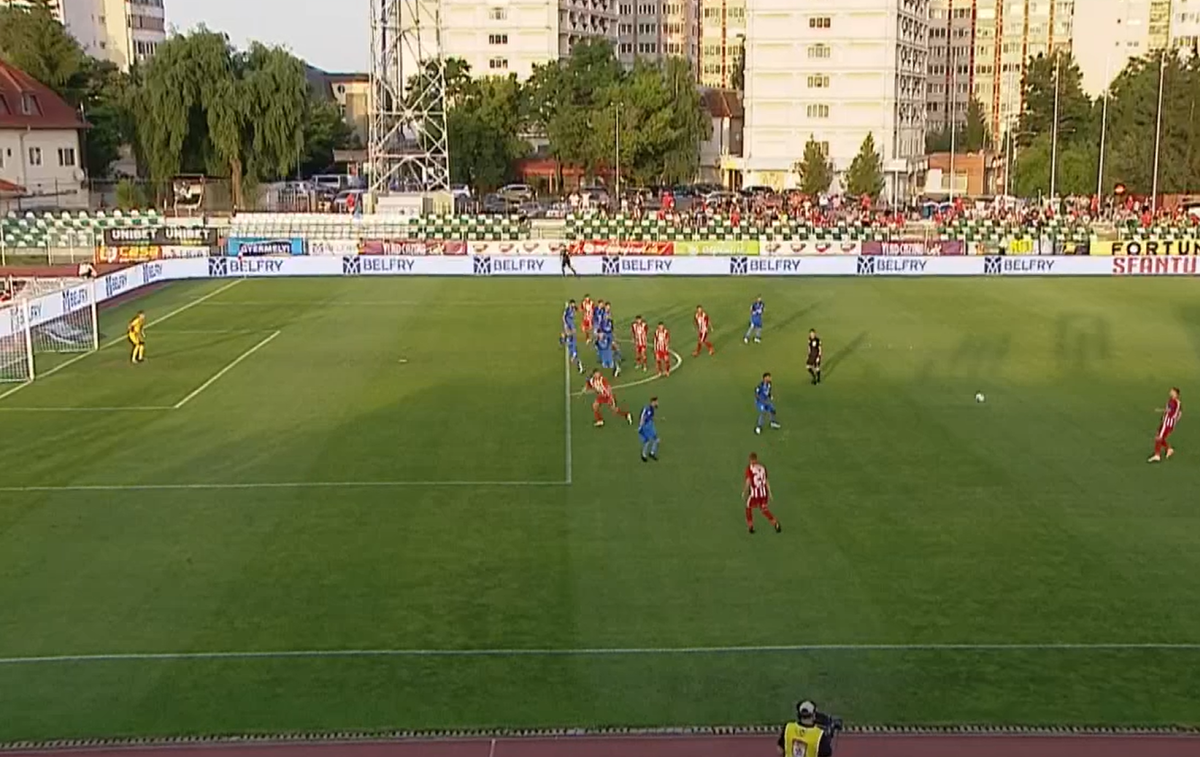 A prins-o. Sau nu! Gafa începutului de campionat » Cum s-a marcat în Sepsi - Clinceni