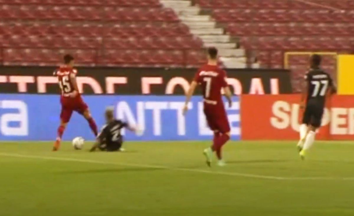 Radu Petrescu i-a enervat pe campionii de la CFR! Camora a cerut penalty la prima atingere din disputa cu FCU Craiova