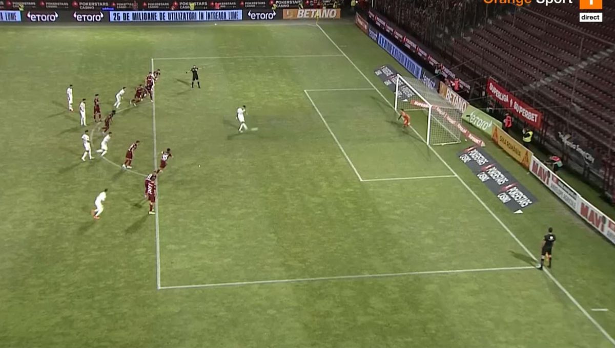 FOTO CFR Cluj - Rapid, penalty cu VAR la ultima fază 16.07.2022