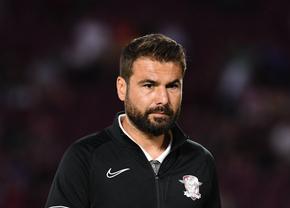 Ghinion teribil pentru Rapid » Mutu, forțat să efectueze 3 schimbări în prima repriză