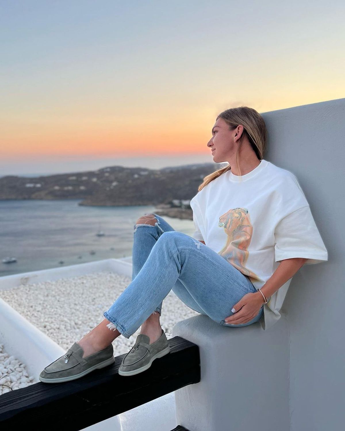 Imagini spectaculoase din vacanța Simonei Halep + comentariu cu 4 semne de exclamare de la Mouratoglou :D