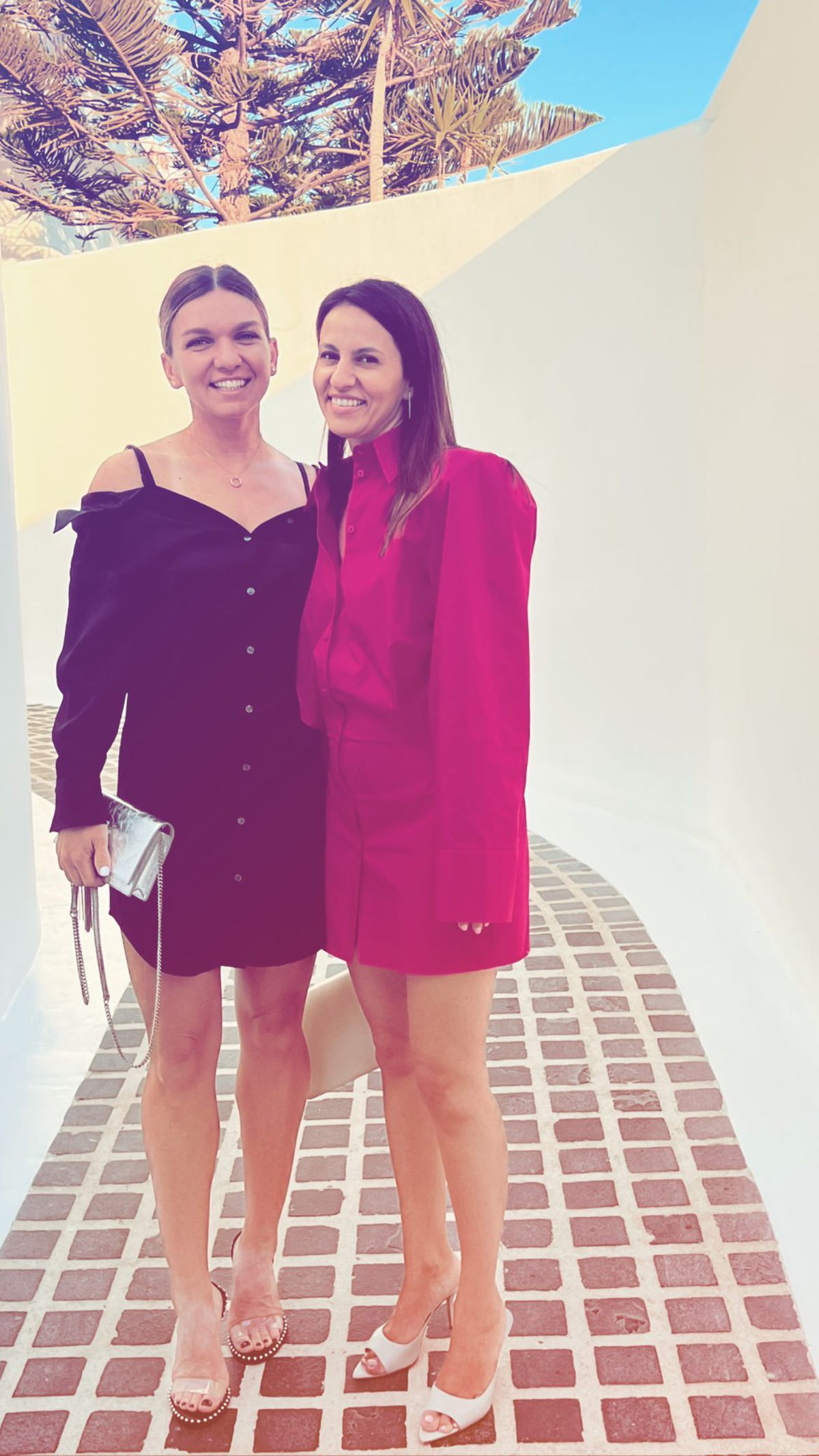 Imagini spectaculoase din vacanța Simonei Halep + comentariu cu 4 semne de exclamare de la Mouratoglou :D