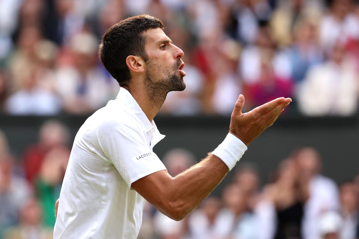 Momentul în care Djokovic și-a „pus în cap” toți spectatorii » Ceartă cu arbitrul de scaun: „Așa faci cu toată lumea?!”