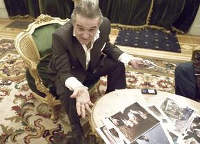 „Ce mă pui să vorbesc cu ăsta?” » Gigi Becali a râs de președintele unui mare club european: „Nu vezi că are pantofii scorojiți?!”
