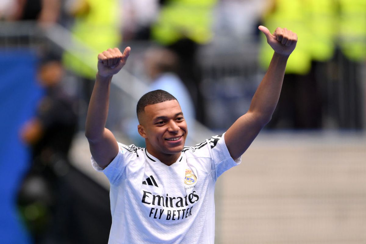 Prezentarea lui Mbappe la Real Madrid