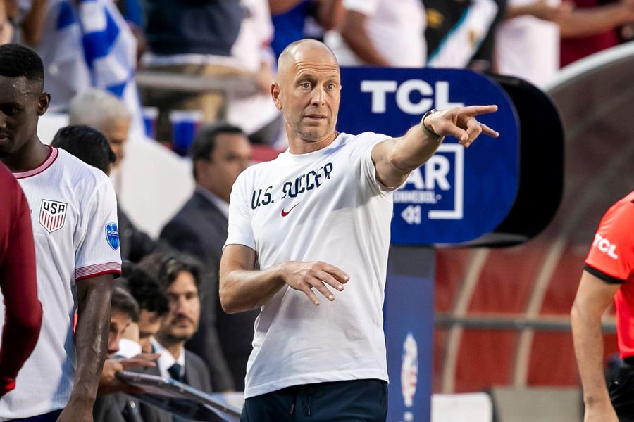 Gregg Berhalter, la meciul cu Uruguay din grupa A a Copei America 2024 / Foto: Imago Ce lovitură! Luis de la Fuente poate părăsi Spania » Ofertă de nerefuzat din partea unei alte naționale