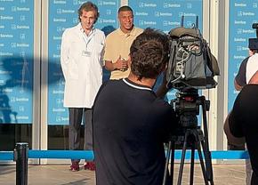 Kylian Mbappe a ajuns la Madrid. A făcut vizita medicală, prezentarea de gală la Real se apropie