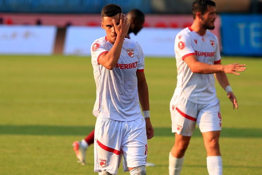 Cătălin Cîrjan a debutat cu gol la Dinamo, în eșecul cu CFR Cluj / FOTO: Ionuț Iordache (GSP)