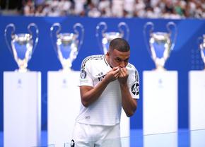 Kylian Mbappe, prezentat la Real Madrid. Primit ca un rege pe „Santiago Bernabeu” + Imagini de colecție