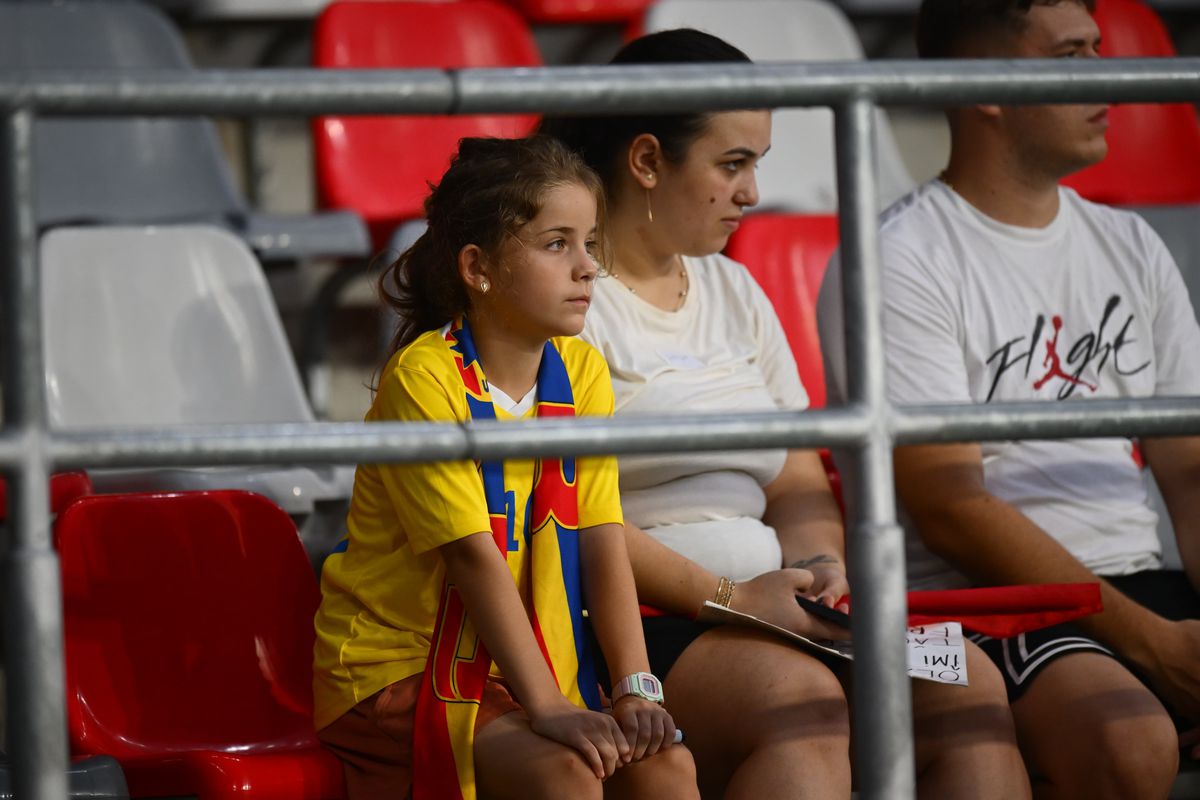 Asistență slabă pe Stadionul Ghencea