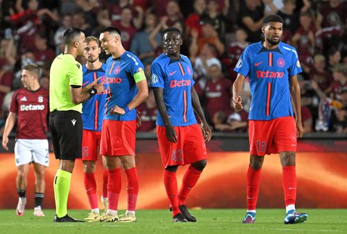 Negocieri de ultimă oră » 3 jucători de la FCSB pot fi exilați la alt club din Superliga: președintele a confirmat