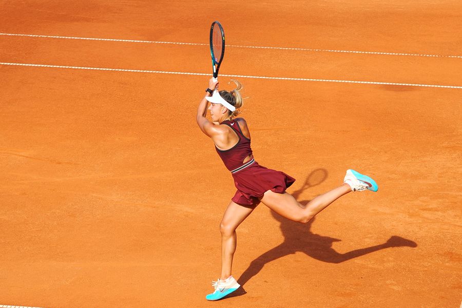 Jaqueline Cristian pe zgura de la Iași FOTo Roxana Fleșeru Din culisele unei zile de tenis cu Jaqueline Cristian: „Emoții, gânduri, stări, pe toate trebuie să le gestionezi”