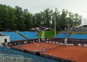 Meciurile programate să le dispute Irina Begu și Sorana Cîrstea la UniCredit Iași Open, amânate pentru joi din cauza vremii nefavorabile