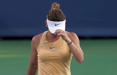 SIMONA HALEP - MADISON KEYS // VIDEO Simona Halep a fost eliminată în turul III la Cincinnati! A pierdut cu 6-1 primul set și a căzut inexplicabil în ultimul game