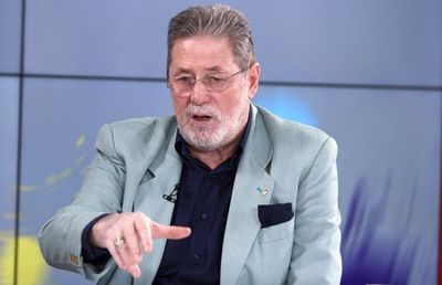 EXCLUSIV Cornel Dinu nu a iertat pe nimeni după ce Dinamo a fost preluată de spanioli: „Ce hohot de râs al istoriei! O decadență fără margini” + „«Nevoiță», hoț și derbedeu”