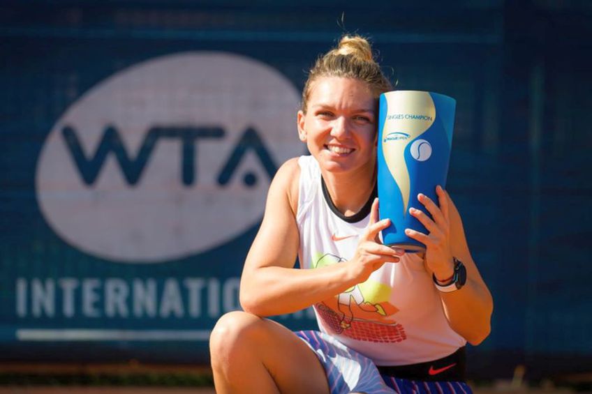 Simona Halep (28 de ani, 2 WTA) a câștigat turneul WTA de la Praga // FOTO: Facebook @ Simona Halep