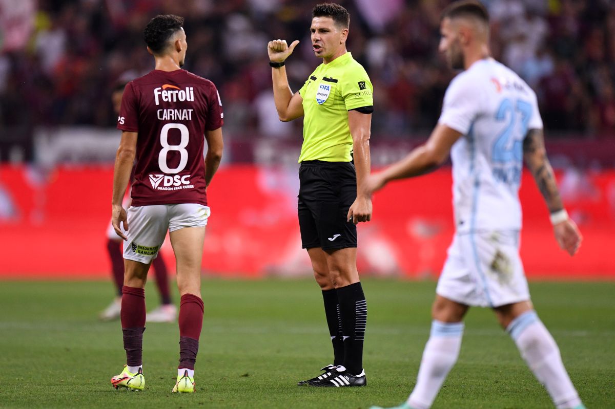 Eroare de arbitraj în controversa derby-ului Rapid - FCSB! + GSP a schimbat notele brigăzii