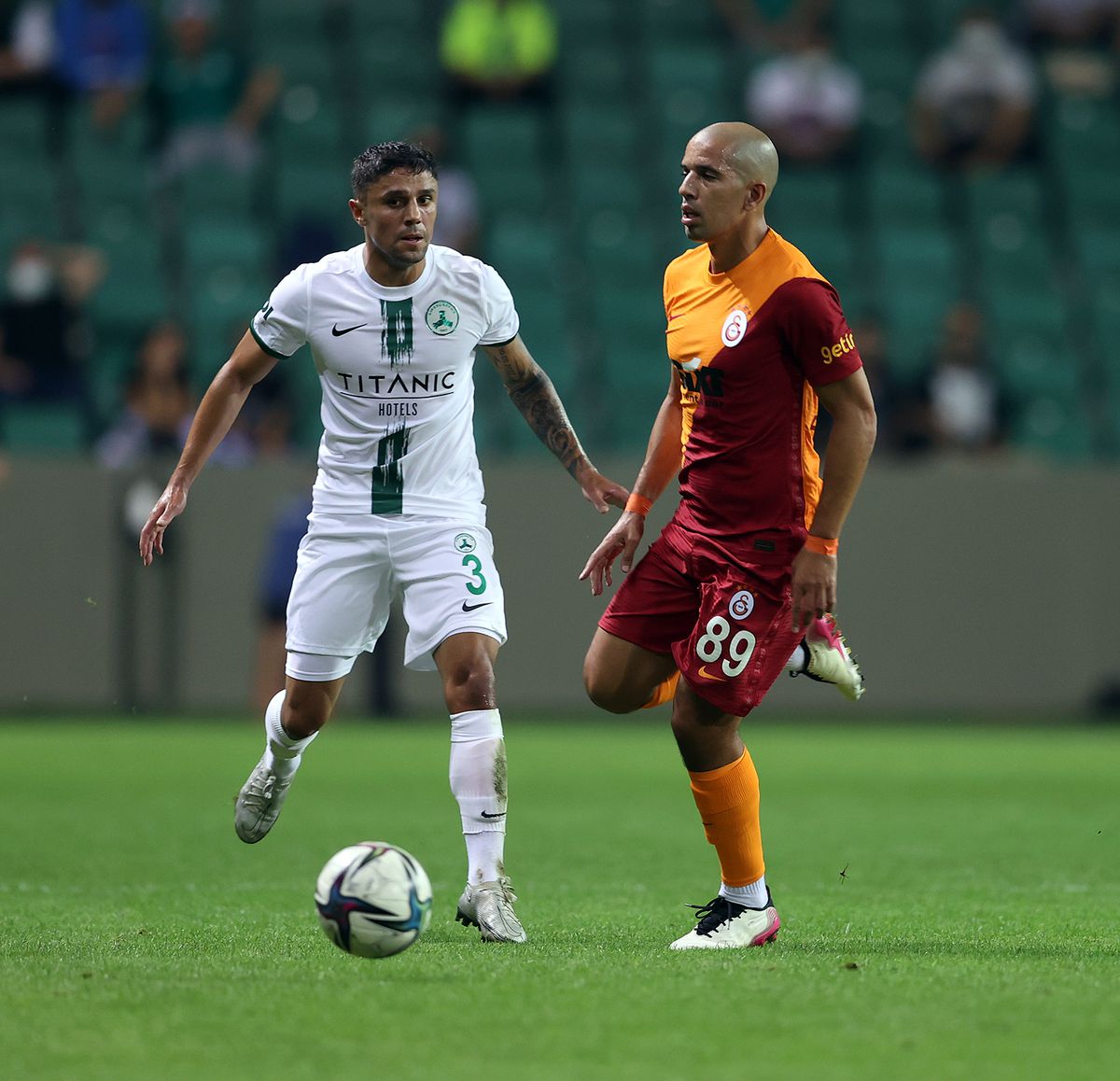 Giresunspor - Galatasaray » Nebunie! Cicâldău, gol la debut! Apoi a sărit să despartă doi colegi aflați la un pas de bătaie