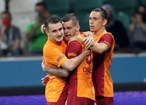 Giresunspor - Galatasaray » Nebunie! Cicâldău, gol la debut! Apoi a sărit să despartă doi colegi aflați la un pas de bătaie