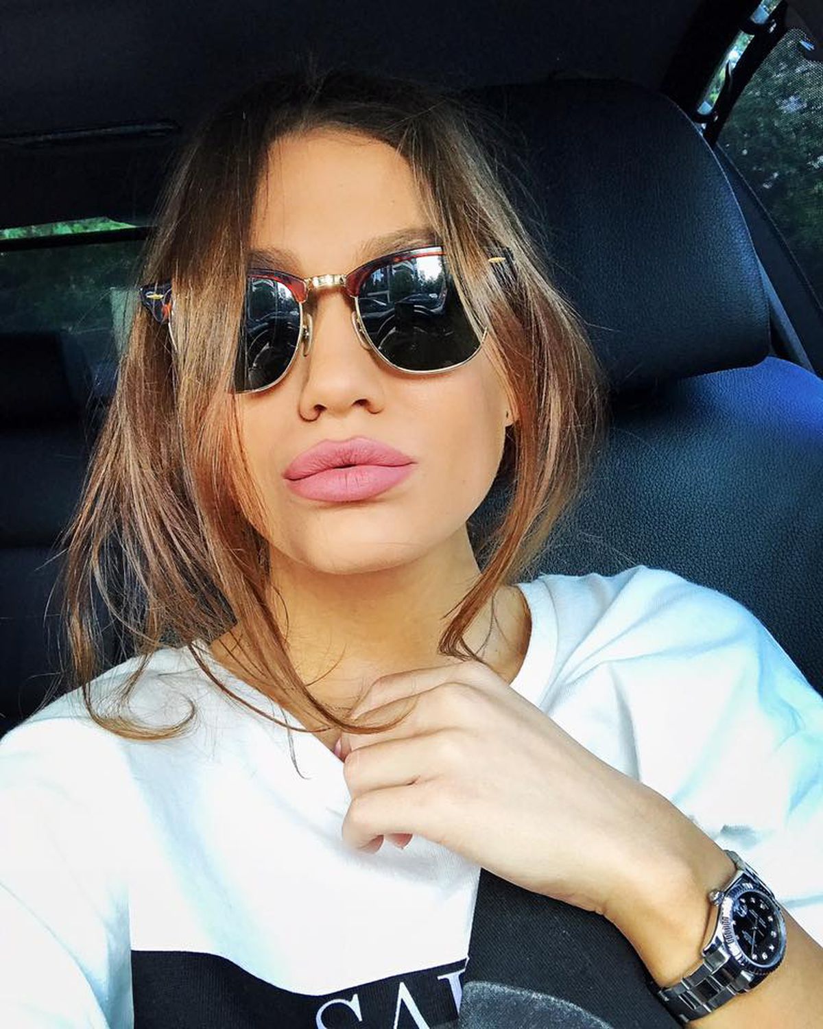 „L-a jucat” pe Mititelu Jr. cum a vrut! „Angelina Jolie de România” a rupt tăcerea: „Eu trebuie să mă agăț de ceva mai puternic”