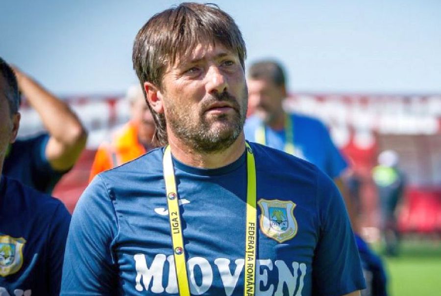 Marius Stoica a vorbit despre adolescența lui Alexandru Ișfan / Sursă foto: UTA Media Design A vrut să lase fotbalul pentru Poliție! Povestea neștiută a jucătorului dorit de granzii Ligii 1: „L-am găsit cu geanta în mână, voia s-o predea la magazie”