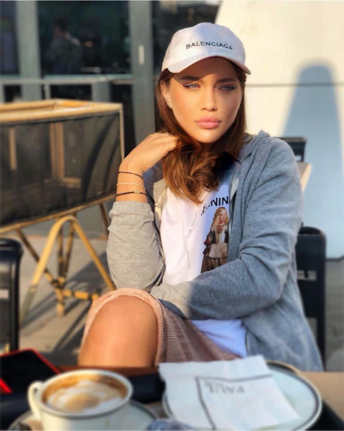 „L-a jucat” pe Mititelu Jr. cum a vrut! „Angelina Jolie de România” a rupt tăcerea: „Eu trebuie să mă agăț de ceva mai puternic”