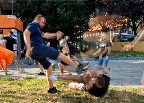 Scene revoltătoare la meciul Dinamo - Oțelul » Ultrașii și-au împărțit pumni și picioare