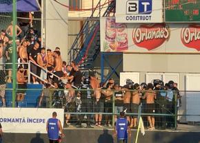 Incidente la Dinamo - Oțelul » Intervenție în forță a jandarmilor