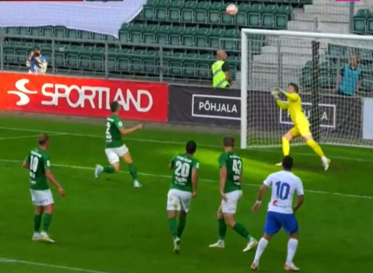 Budescu lovește din nou! Execuție ULUITOARE à la Quaresma pentru Farul în Conference League