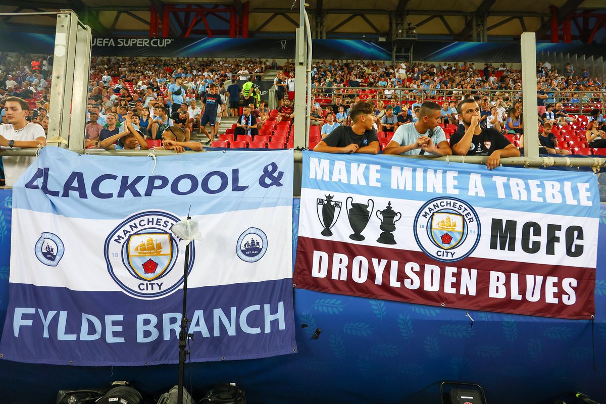 Suporteri Supercupa Europei Manchester City - Sevilla