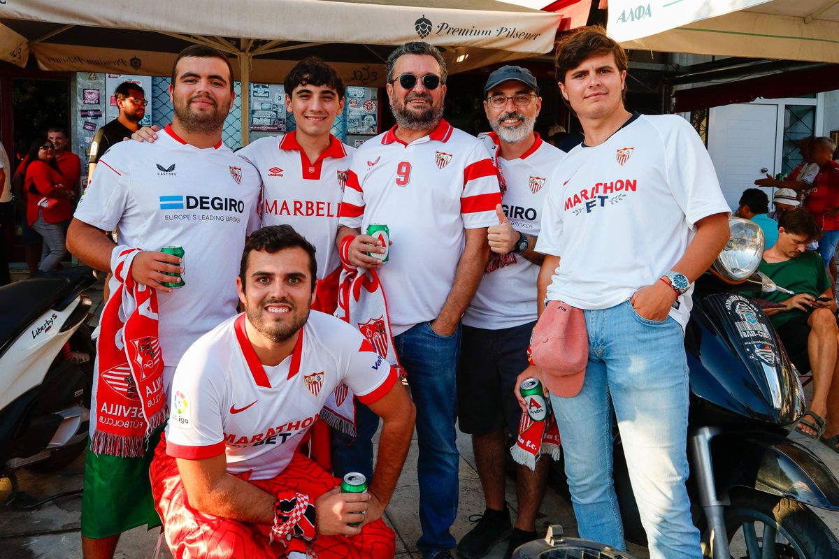 Suporteri Supercupa Europei Manchester City - Sevilla