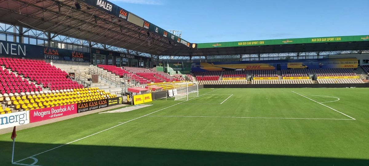 Gazonul lui Nordsjaelland, impecabil » Imagini de pe arena pe care FCSB speră să obțină calificarea în play-off-ul Conference League
