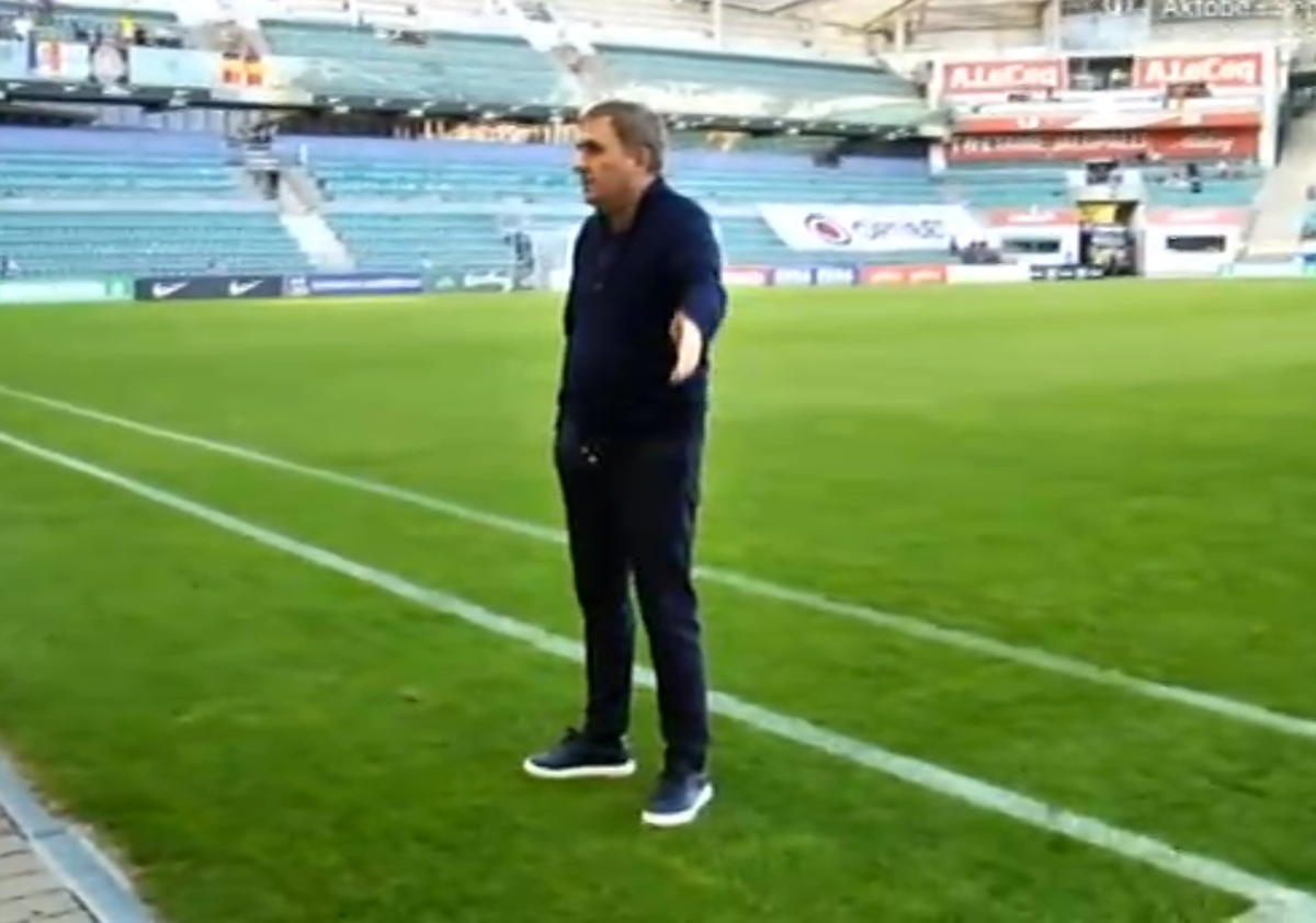 Gică Hagi, nervos încă din minutul 2 la Tallinn » Ce l-a enervat pe „Rege”