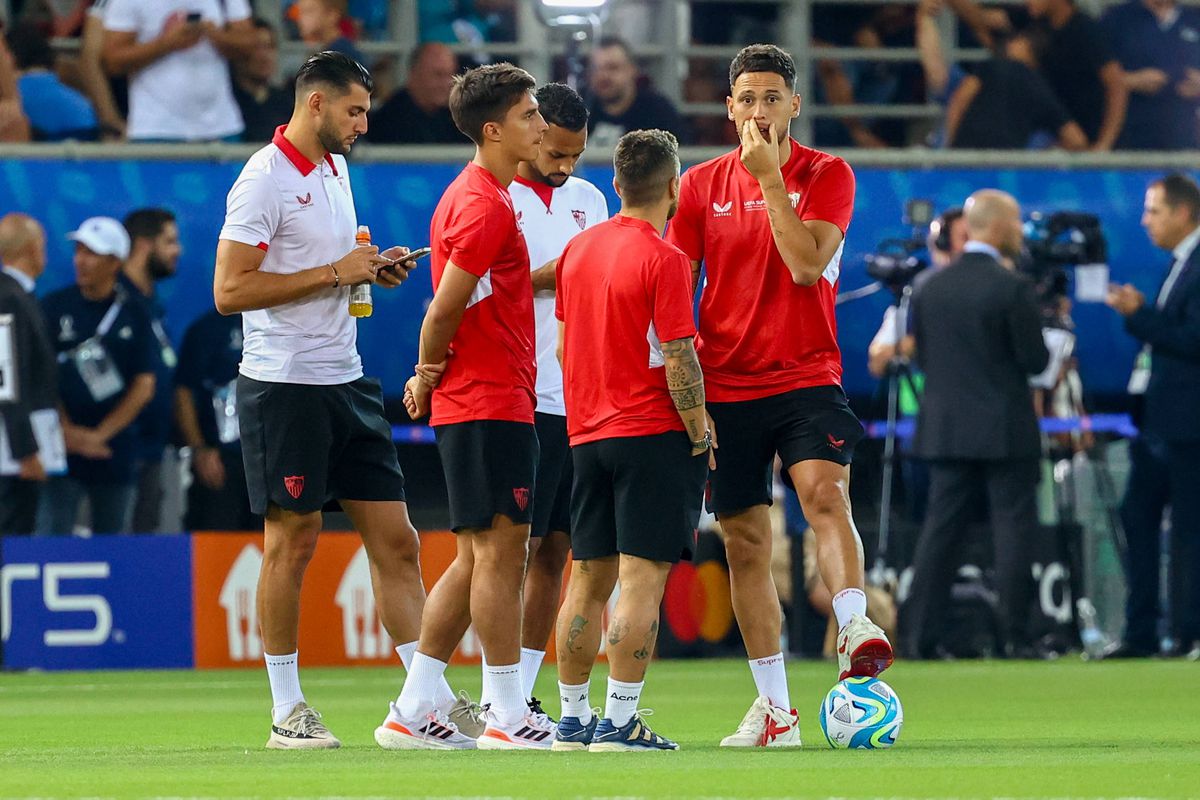 Suporteri Supercupa Europei Manchester City - Sevilla