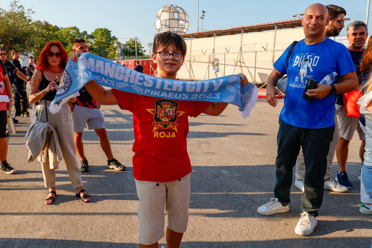 Suporteri Supercupa Europei Manchester City - Sevilla