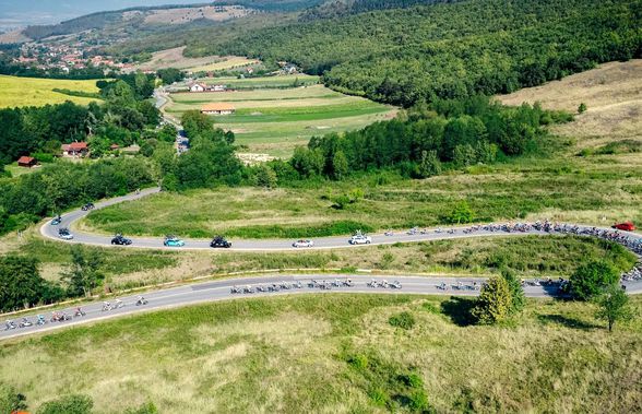 S-a schimbat liderul în Turul României » Ce s-a întâmplat în etapa a II-a din „Micla Buclă” + start din Sibiu pentru o nouă zi caniculară