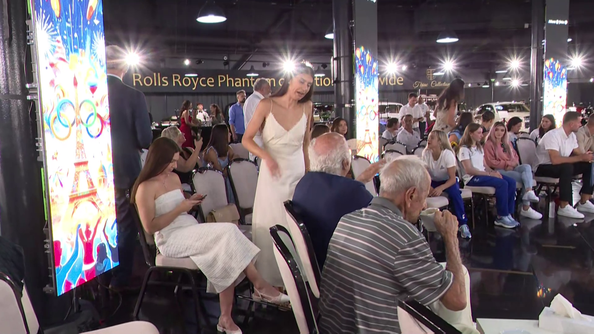 Ion Țiriac îi premiază pe sportivii medaliați la Jocurile Olimpice de la Paris