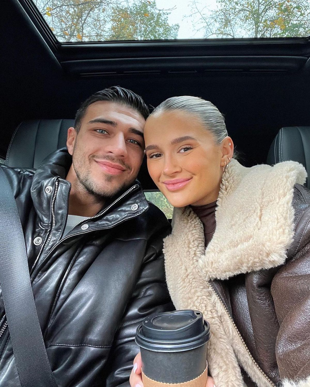 Boxerul Tommy Fury, părăsit de influencerul Molly-Mae Hague. Foto: Instagram