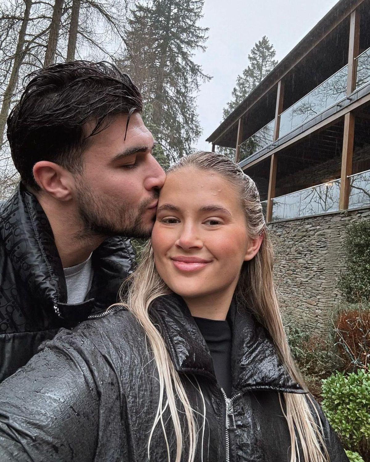 Boxerul Tommy Fury, părăsit de influencerul Molly-Mae Hague. Foto: Instagram